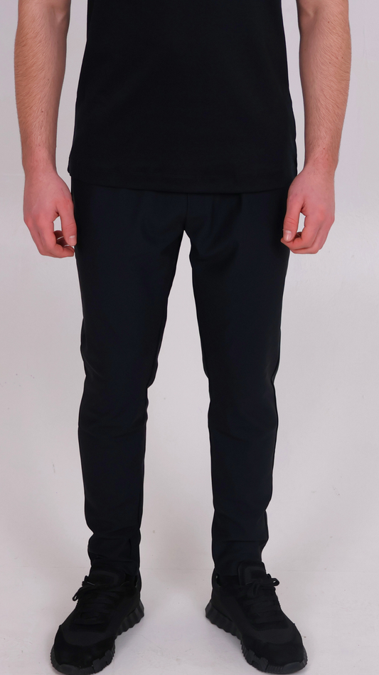The Signature Tech Pants - Onyx Black